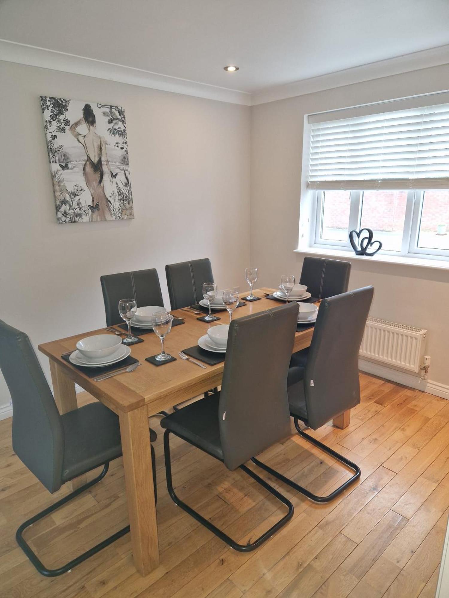 Hereford - Finch House - Modern 4 Bedroom House Located In South Hereford, Dog Friendly With Nearby Countryside, Pool Table, Sleeps Up To 10 Guests - Hosted By Rentmyhouse Esterno foto