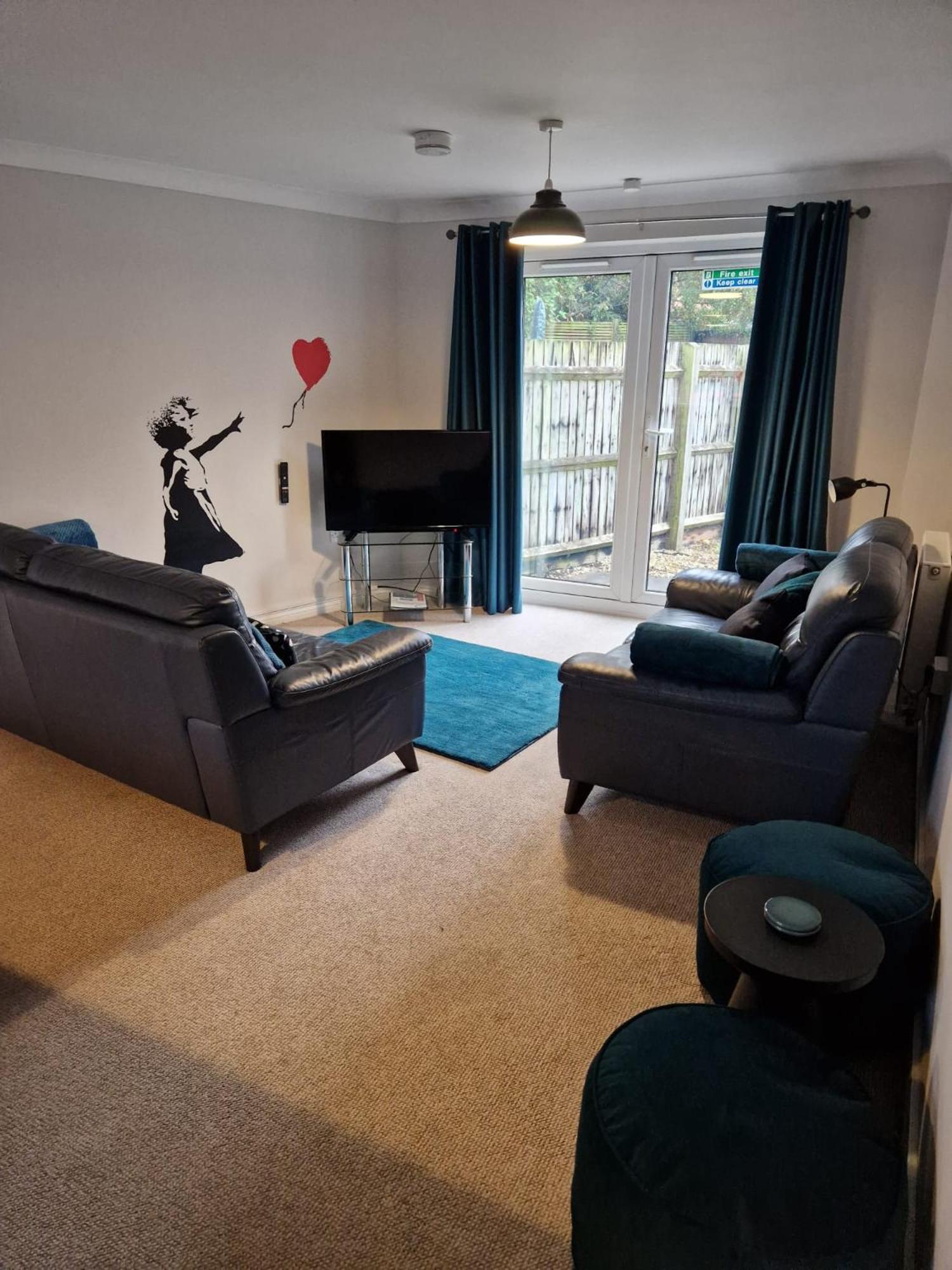Hereford - Finch House - Modern 4 Bedroom House Located In South Hereford, Dog Friendly With Nearby Countryside, Pool Table, Sleeps Up To 10 Guests - Hosted By Rentmyhouse Esterno foto